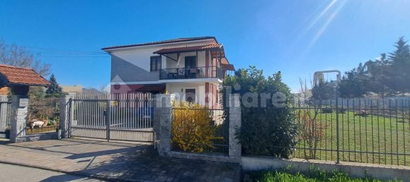 4 bedrooms Villa in Frossasco, Italy No. 10916 19