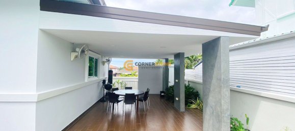 4 غرف نوم مقهى / مطعم في Pattaya, Thailand رقم 19524 21