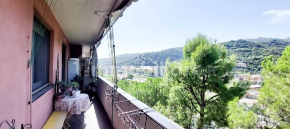 3 Schlafzimmer Wohnung in Genoa, Italy, Nr. 372863 30