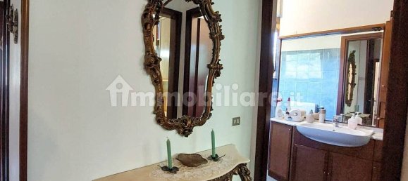 3 Schlafzimmer Wohnung in Genoa, Italy, Nr. 372863 11