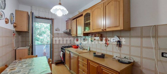 3 Schlafzimmer Wohnung in Genoa, Italy, Nr. 372863 33