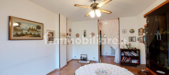 3 Schlafzimmer Wohnung in Genoa, Italy, Nr. 372863 29