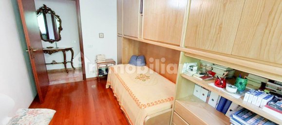 3 Schlafzimmer Wohnung in Genoa, Italy, Nr. 372863 39