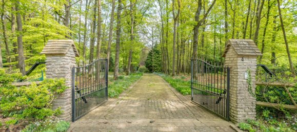 4 chambres Maison à Montfort-l'Amaury, France No. 297967 3