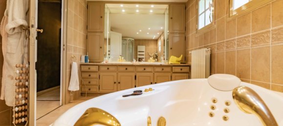 4 chambres Maison à Montfort-l'Amaury, France No. 297967 18