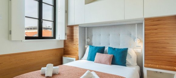 339m² Building in Porto, Portugal No. 140919 40