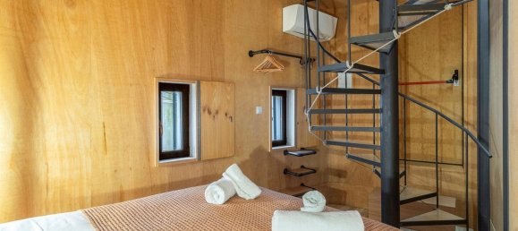 339m² Building in Porto, Portugal No. 140919 16