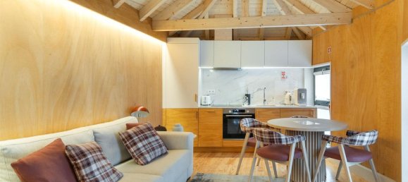 339m² Building in Porto, Portugal No. 140919 13