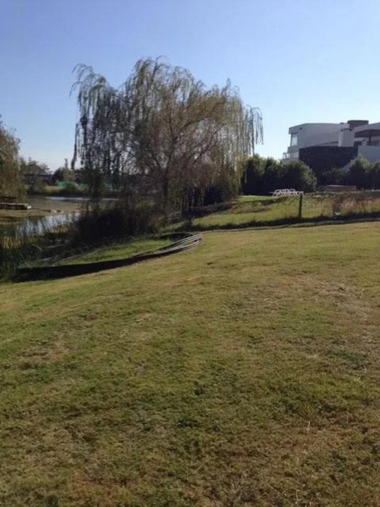  Land in Tigre, Argentina No. 39198