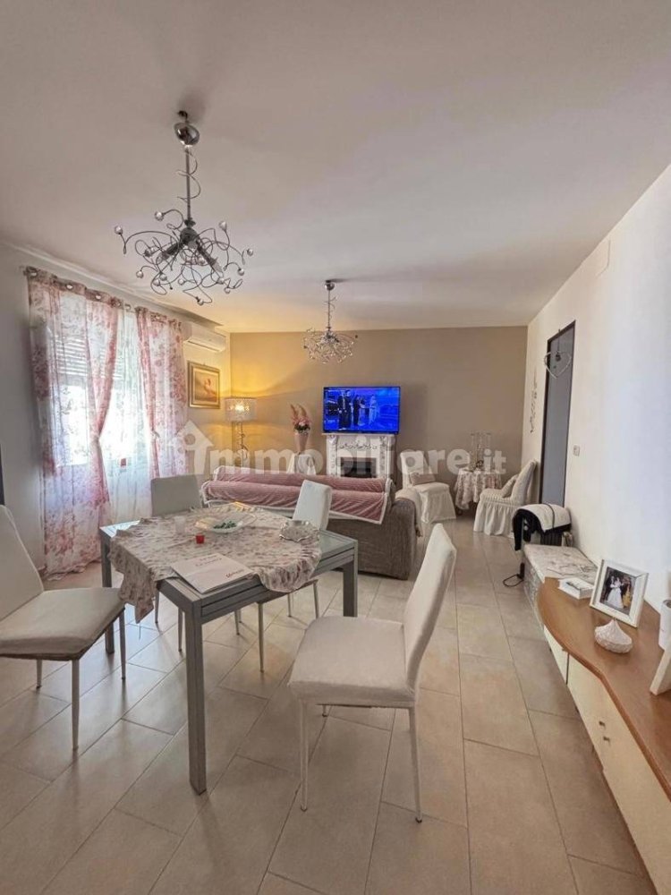 2 bedrooms Apartment in Naples, Italy No. 56706