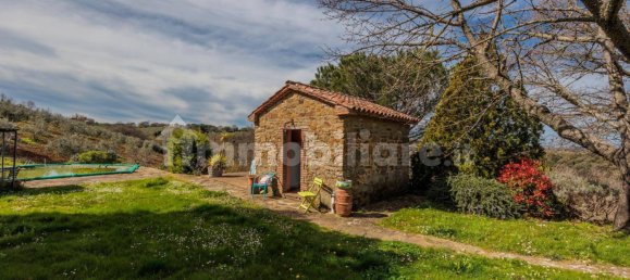 3 bedrooms House in Scansano, Italy No. 60277 9