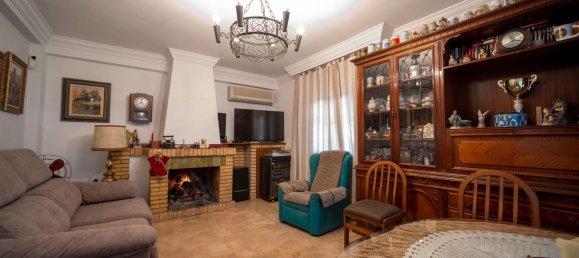 4 bedrooms House in Andalusia, Spain No. 136887 4