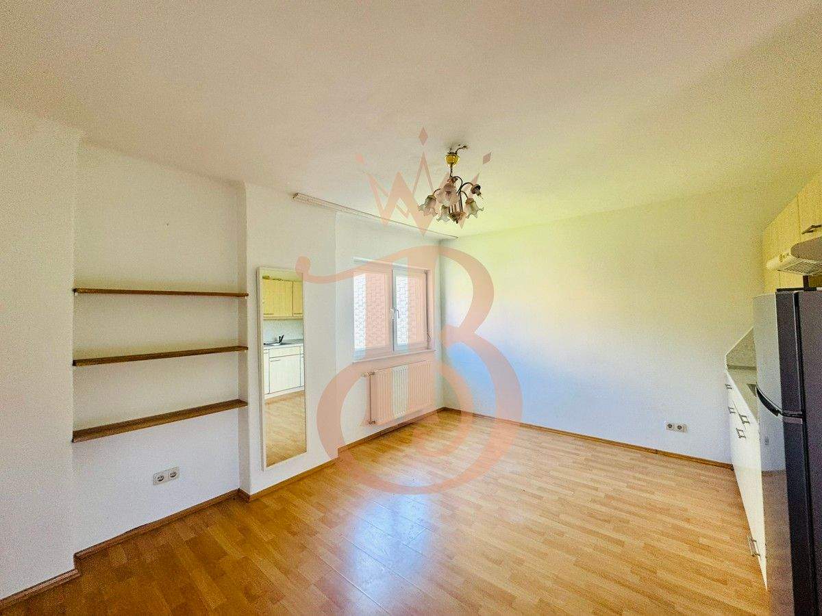 Estudio en Eggenberg, Austria No. 132679