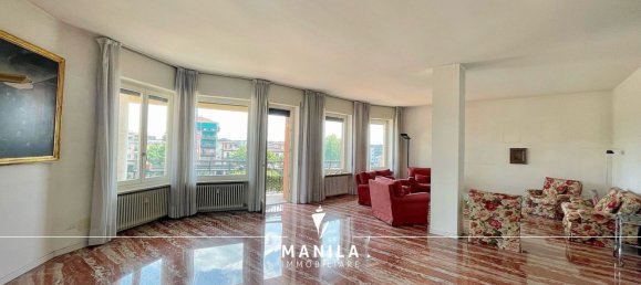 7 rooms Penthouse in Treviso, Italy No. 177469 3