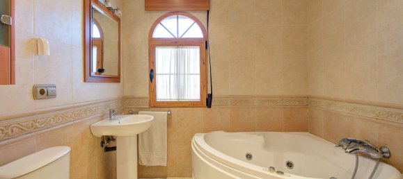 4 bedrooms House in Granada, Spain No. 171339 26