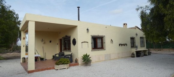 4 bedrooms House in La Marina, Spain No. 185170 6