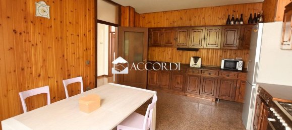 Villa de 3 dormitorios en Castelfranco Veneto, Italy No. 278321 5