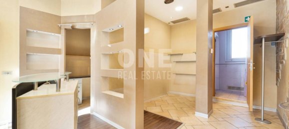 1-Zimmer Gewerbliche Immobilie in Pessano con Bornago, Italy, Nr. 6277 5