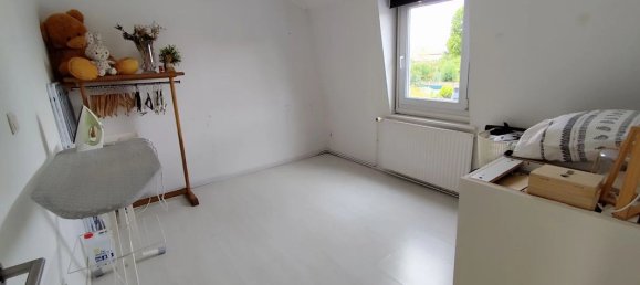 2 Schlafzimmer Haus in Neuville-en-Ferrain, France, Nr. 363870 10