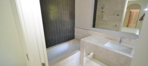 6 chambres Villa à Marbella, Spain No. 45696 14