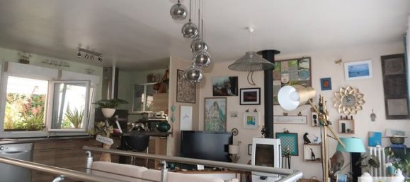 2 bedrooms House in Limoges, France No. 308601 2