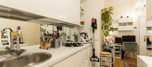 3 rooms Apartment in Milan, Italy No. 247984 13