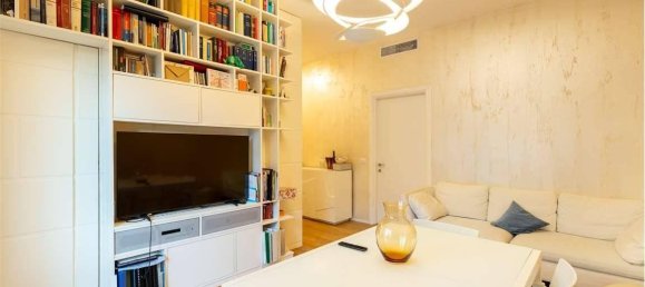 3 rooms Apartment in Milan, Italy No. 247984 5