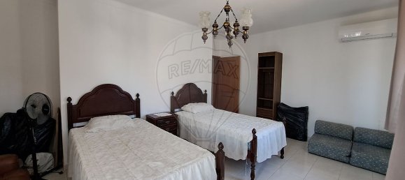 Дом с 6 спальнями в Montenegro, Португалия № 23940 10