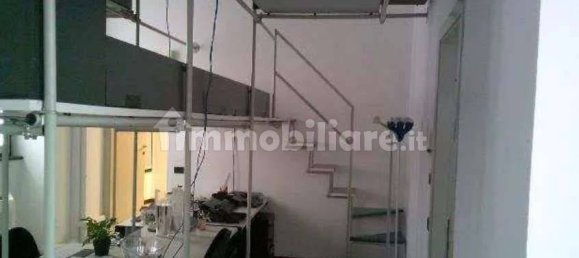 Коммерческая недвижимость с 1 спальней в Бусто Арсицио, Италия № 331011 10