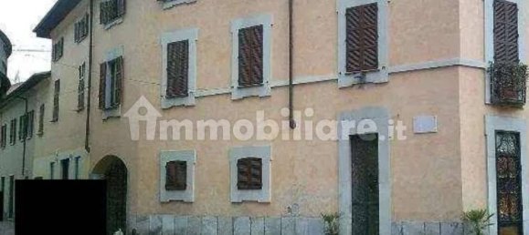 Коммерческая недвижимость с 1 спальней в Бусто Арсицио, Италия № 331011 15