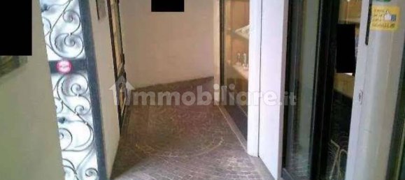 Коммерческая недвижимость с 1 спальней в Бусто Арсицио, Италия № 331011 3