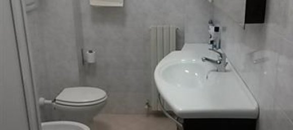 5-salle Appartement à Montevarchi, Italy No. 232888 18