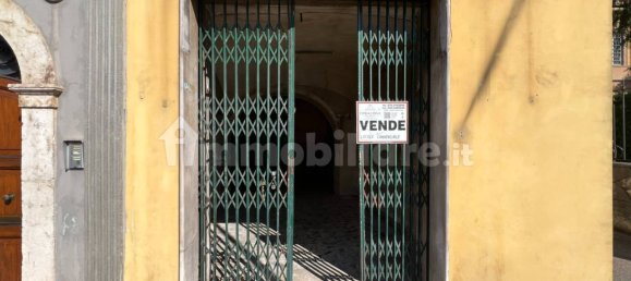 Коммерческая недвижимость с 1 комнатой в Сора, Италия № 263736 12