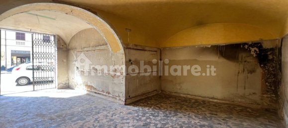 Коммерческая недвижимость с 1 комнатой в Сора, Италия № 263736 2