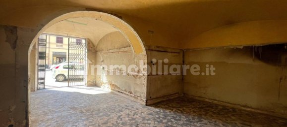 Коммерческая недвижимость с 1 комнатой в Сора, Италия № 263736 7