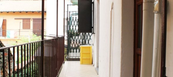 3-salle Appartement à Gattinara, Italy No. 229908 8