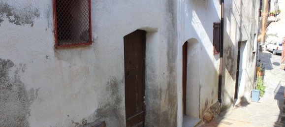 3 rooms House in Rocca Imperiale, Italy No. 32724 9