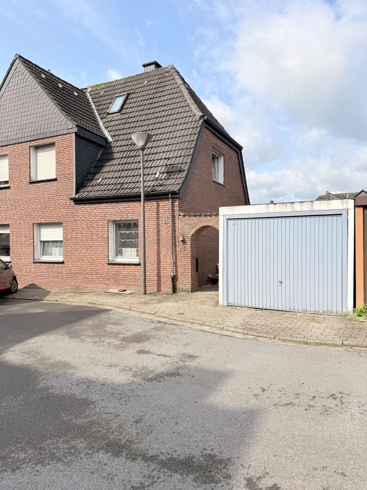 2 chambres Maison de ville à Unna, Germany No. 227497