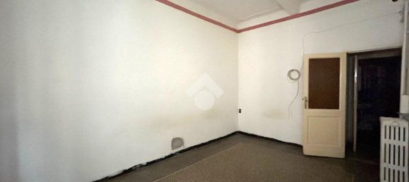 4 Schlafzimmer Wohnung in Genoa, Italy, Nr. 38458 26