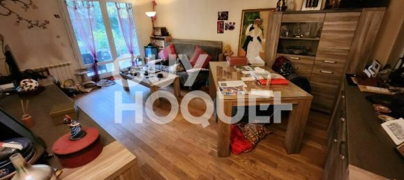 2 bedrooms Apartment in Villemomble, France No. 169147 3