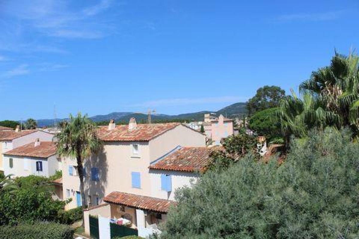 Studio à condo à Cogolin, France No. 4337