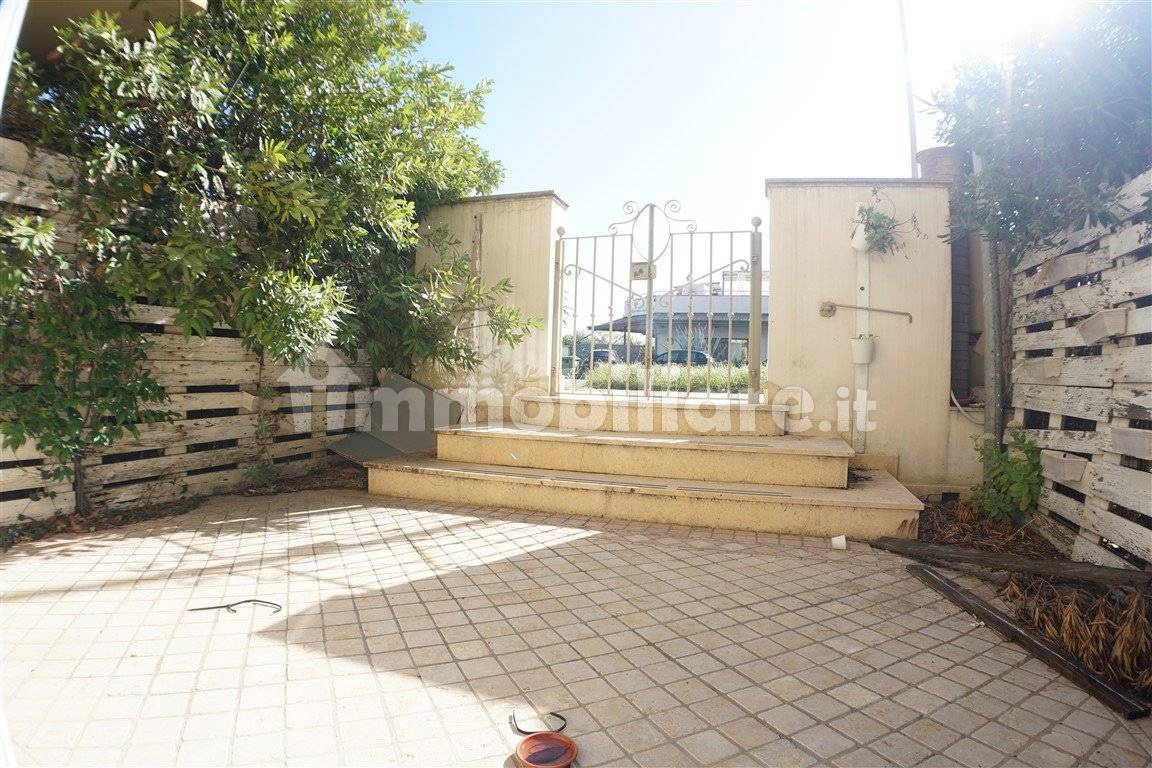 2 bedrooms Apartment in Massa, Italy No. 352893