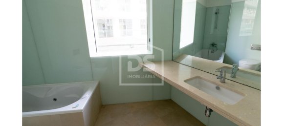 4 bedrooms Apartment in Funchal, Portugal No. 161655 8