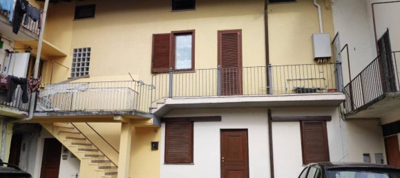 2 bedrooms Apartment in Solbiate Olona, Italy No. 283503 2