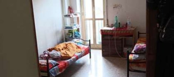 4-salle Appartement à Rome, Italy No. 202912 16