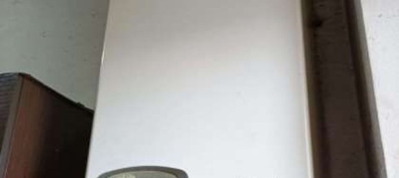 4-salle Appartement à Rome, Italy No. 202912 12