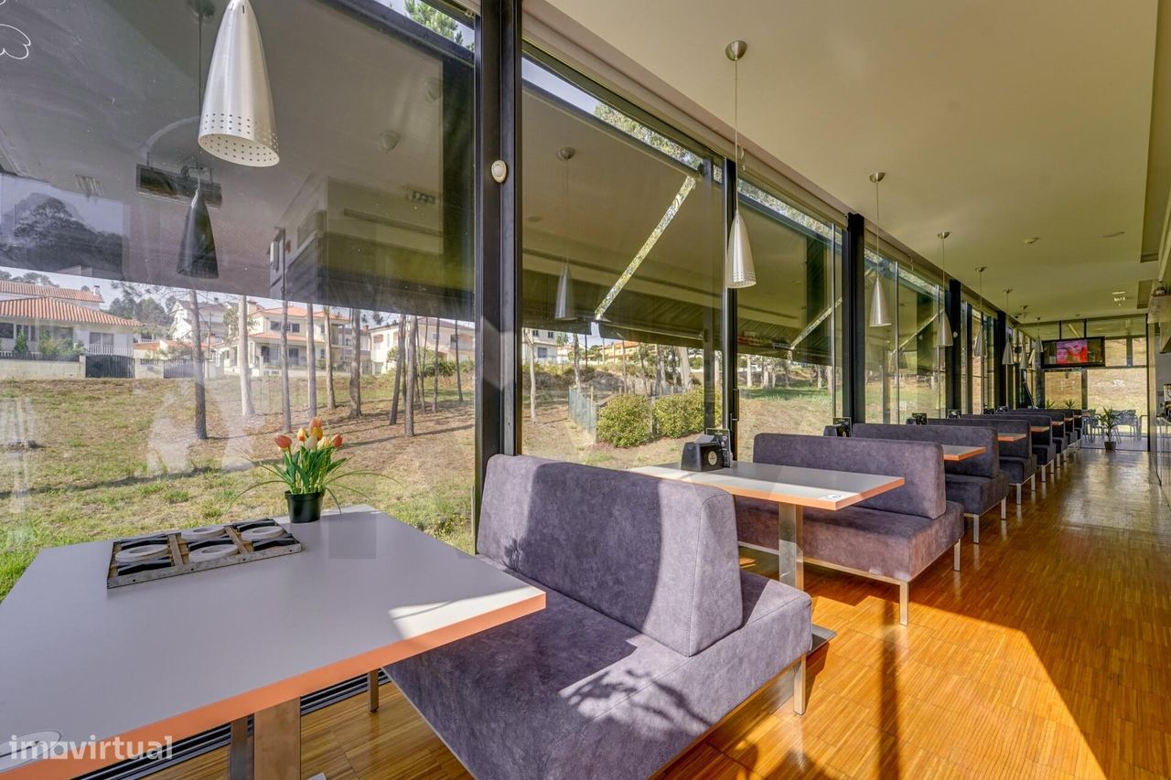 Propriété commerciale à Aveiro, Portugal 80m² No. 234644