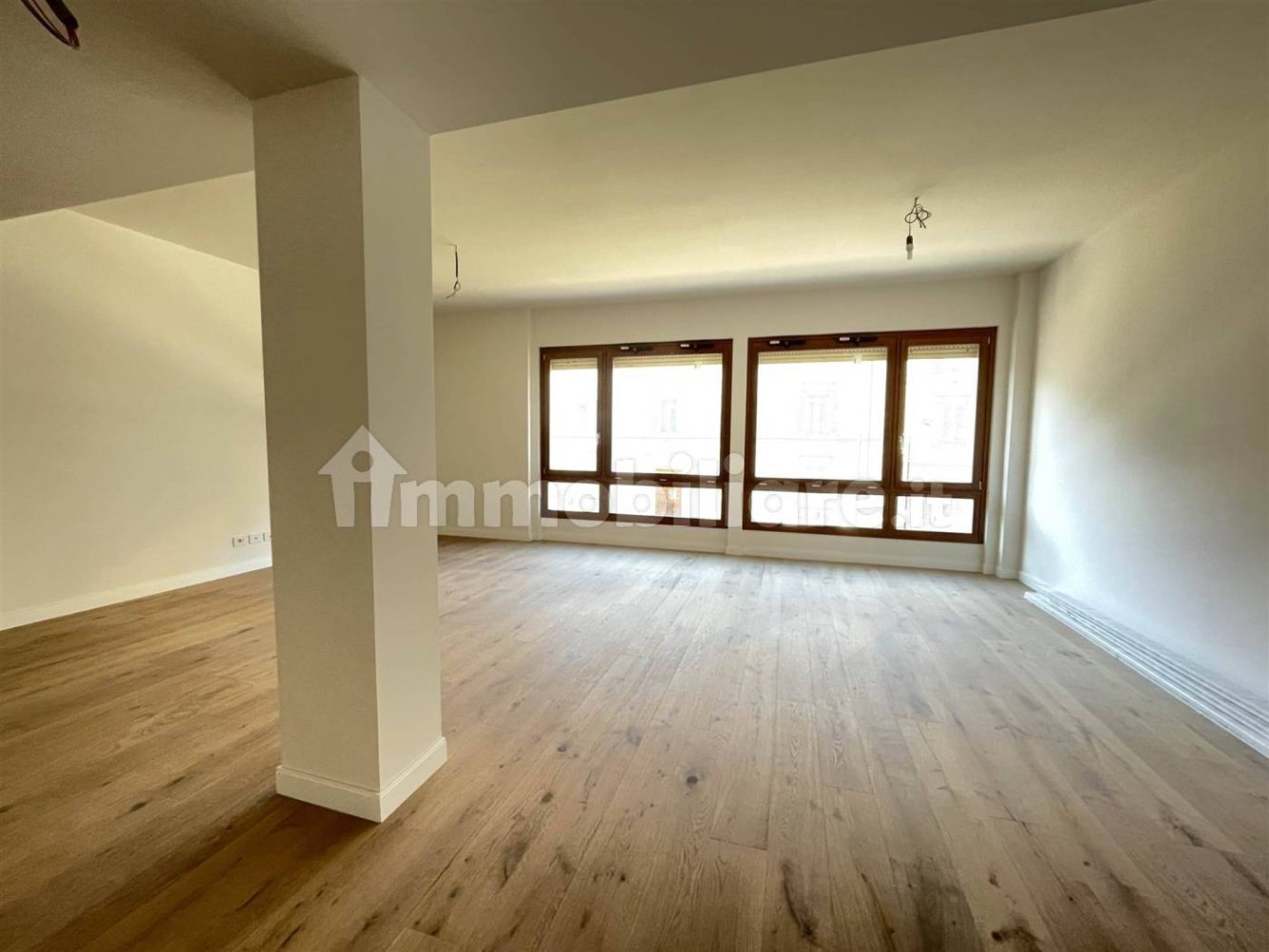 3 bedrooms Apartment in Florence, Italy No. 267328