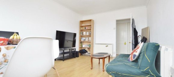 1 bedroom Apartment in Barking, United Kingdom No. 12496 5