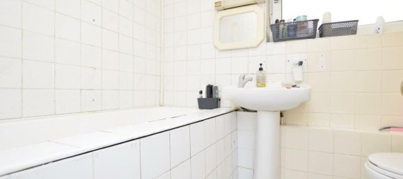 1 bedroom Apartment in Barking, United Kingdom No. 12496 14